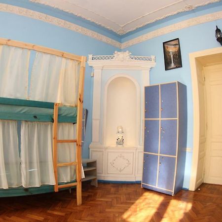 Orpheus Hostel And Apartmentsオデッサ エクステリア 写真