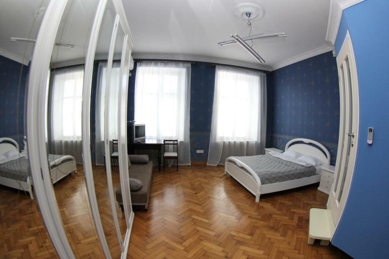 Orpheus Hostel And Apartmentsオデッサ エクステリア 写真