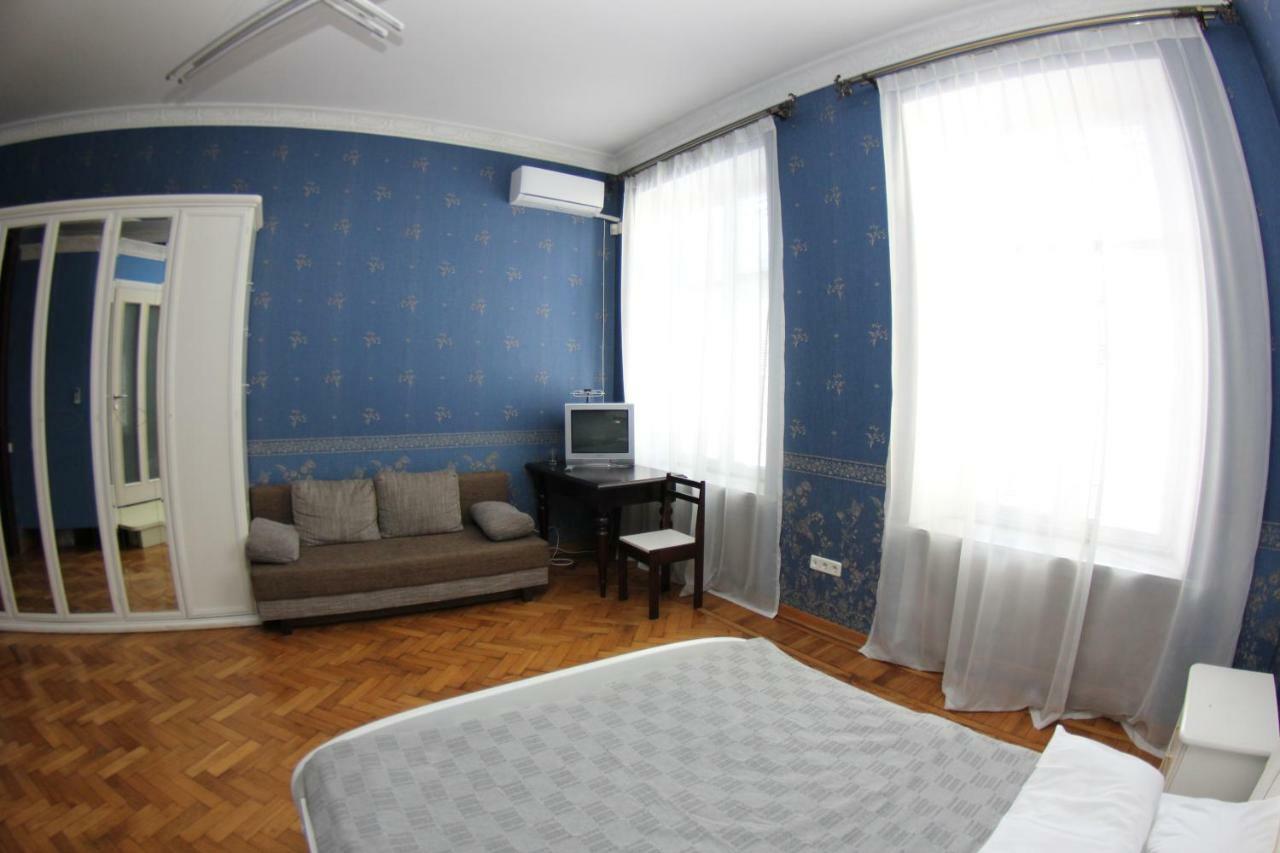 Orpheus Hostel And Apartmentsオデッサ エクステリア 写真